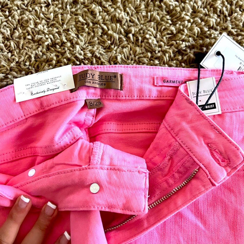 Judy Blue Fray Hem Crop
